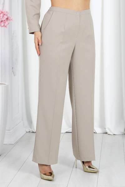 Брюки и жакет классического стиля из костюмной ткани Ninele 7485 бежевый - фото 12