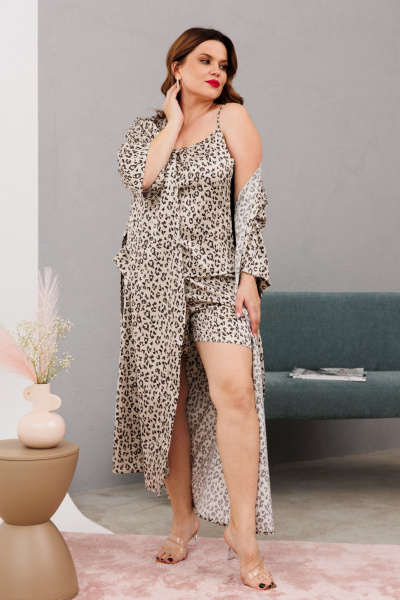 Домашний костюм халаит с запахом из атласа и сетки Anastasia 1189 платина - фото 9