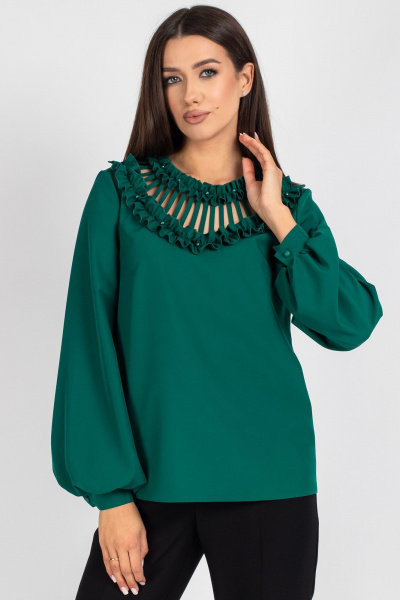 Блузка с капелькой и рюшами на полуприлегающем силуэте VIZAVI 821 изумруд - фото 3
