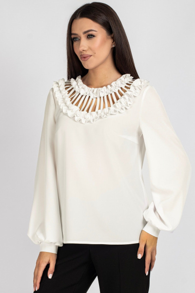 Блузка с капелькой и рюшами из текстиля VIZAVI 821 молочный - фото 1