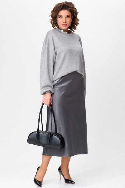 Свободный джемпер из мягкого трикотажа с люрексом Angelina & Сo 1201 - фото 8