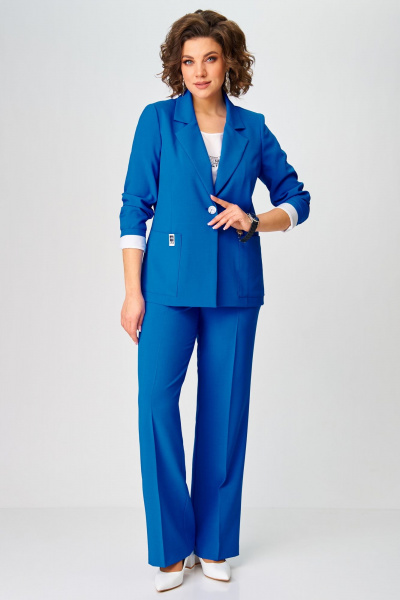 Демисезонный комплект из блузки, брюк и жакета в классическом стиле Aira Style 24218 синий - фото 9