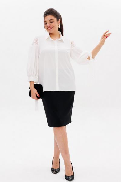 Белая блуза из вискозы с кружевными рукавами для делового образа Anelli 1238 петунья - фото 8