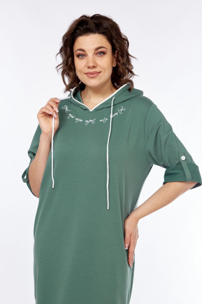 Зеленое платье с капюшоном и принтом для повседневных стилей Диомант 2032 зелень - фото 5