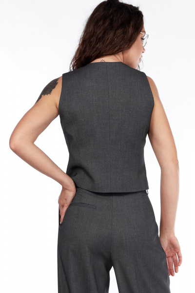 Деловой костюм из брюк и жилета из текстиля LadyThreeStars 2445 серый - фото 9
