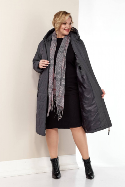 Демисезонное серое пальто из плащёвой ткани с капюшоном и карманами Shetti 2178 графит - фото 8