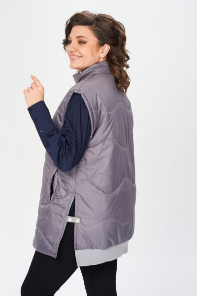 Демисезонный удлиненный жилет с прорезными карманами Avenue 0401 графит - фото 7