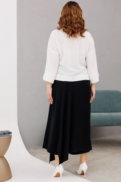 Модный комплект: блуза и брюки-юбка с декоративными элементами Anastasia 1200 молочный/черный - фото 12