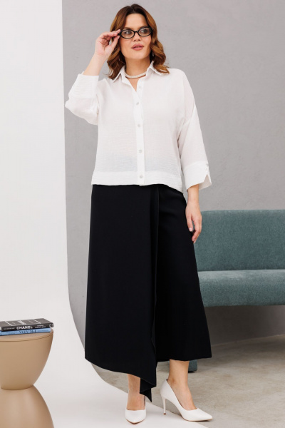 Модный комплект: блуза и брюки-юбка с декоративными элементами Anastasia 1200 молочный/черный - фото 1