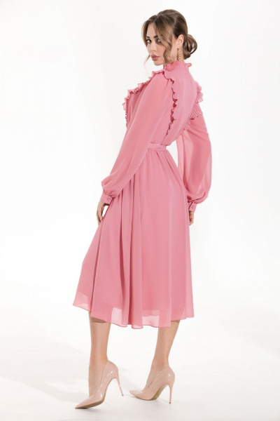 Демисезонное платье с рельефами и съемным поясом Golden Valley 4861-1 розовый - фото 2
