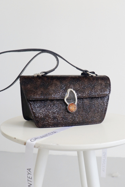 Сумка из натуральной кожи на одно отделение Galanteya 23023.23с1079к45 коричневый - фото 1