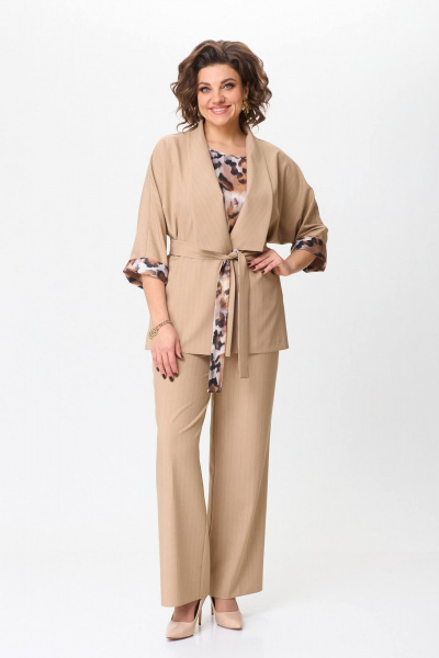Демисезонный женский костюм с брюками, жилетом и топом Koketka i K 1251 - фото 9
