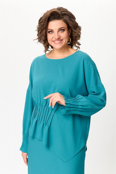 Демисезонный комплект из блузы и юбки из вискозного текстиля Koketka i K 1247-2 - фото 9