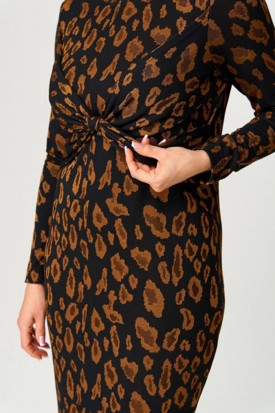 Демисезонное платье из трикотажа с асимметрией и разрезом Koketka i K 1256 - фото 9