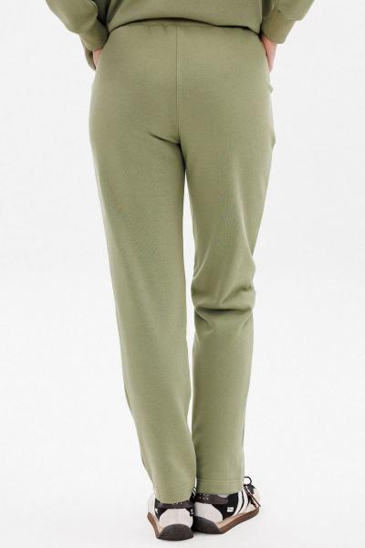 Спортивный костюм из трикотажа с брюками и бомбером GO F3071/26-02. 164-170 - фото 7