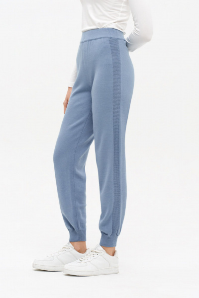 Вязаные брюки с лампасами на резинке, зауженные снизу Nelva 3954 голубой - фото 5