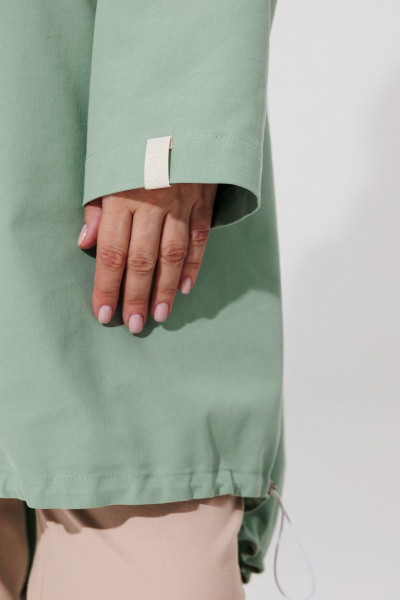 Демисезонная джинсовая парка с капюшоном и регулируемой кулисой BRELA 2403 оливка - фото 9