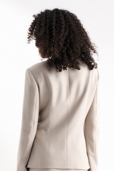 Деловой костюм юбка и жакет из текстиля с карманами Lissana 5006 - фото 7