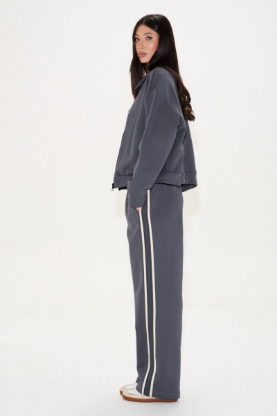 Брюки серого трикотажа с лампасами и карманами для повседневности ANNETE A1447/1 - фото 4