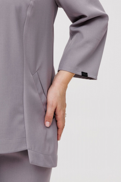 Красное платье полуприлегающего силуэта с V-образным вырезом BRELA 2396 серый - фото 6