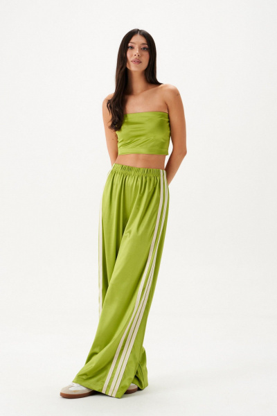 Топ укороченный из салатового трикотажа с резинкой ANNETE A2117/1 - фото 1