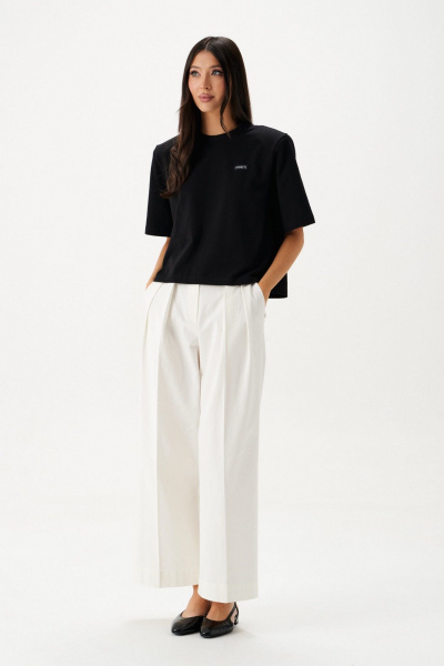 Футболка с подплечниками из хлопка и брендированной нашивкой ANNETE A2122 - фото 3