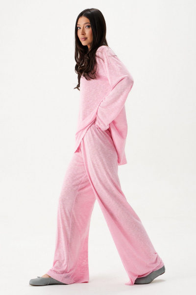 Розовый комплект из джемпера и брюк с свободным кроем ANNETE A4269/1 - фото 4