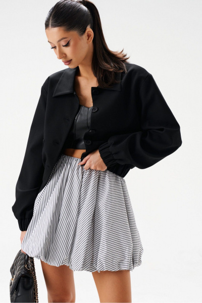 Круглогодичный черный укороченный жакет с резинкой ANNETE A5401 - фото 4