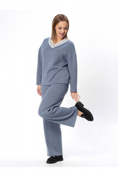 Синий костюм из трикотажа с широкими брюками и джемпером на каждый день Пинск-Стиль 209 джинс - фото 6
