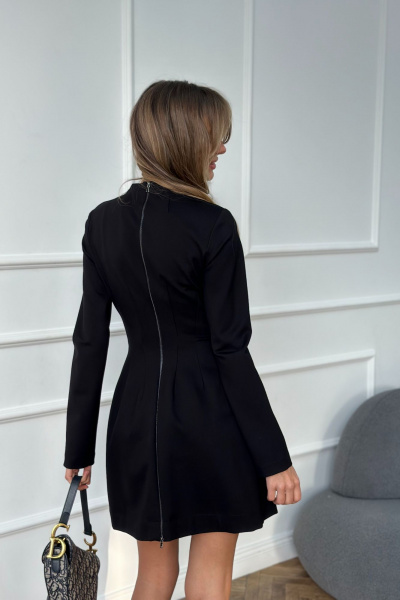 Элегантное приталенное платье из текстиля со сборкой и молнией на спинке THE.WOMAN 0282 черный - фото 3