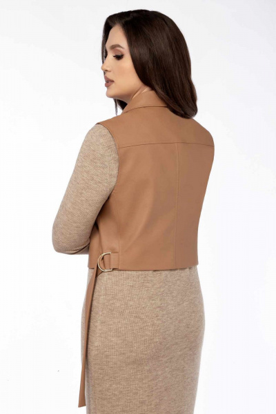 Костюм из трикотажа и экокожи платье и жилет бежевый LEANNA-STYLE 9010-1 бежевый_ коричневый - фото 5