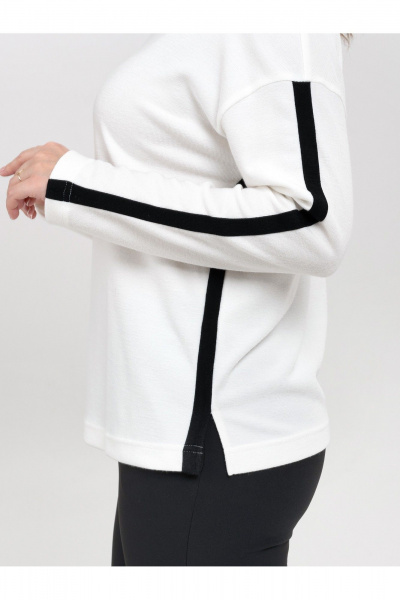 Демисезонный трикотажный джемпер свободного силуэта на каждый день Пинск-Стиль 210 белый - фото 6