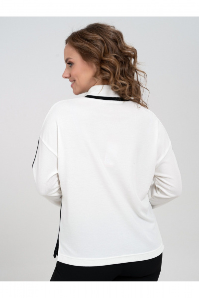 Демисезонный трикотажный джемпер свободного силуэта на каждый день Пинск-Стиль 210 белый - фото 5