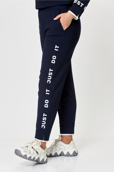 Костюм из трикотажа: бомбер и зауженные брюки спорт-шик Bonna Image 889 синий - фото 15