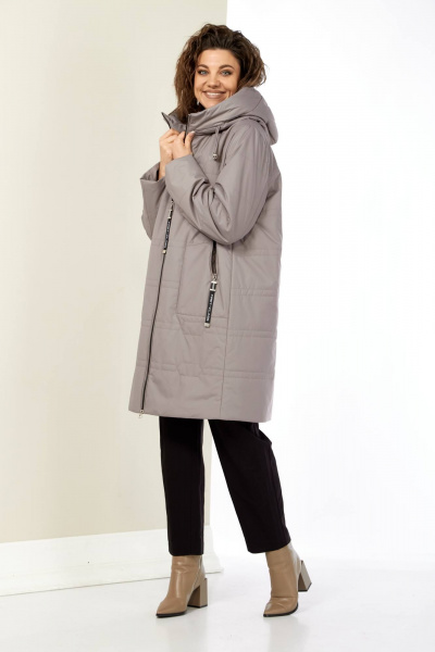 Серая демисезонная куртка с утеплителем и капюшоном Shetti 2180 пудра - фото 9