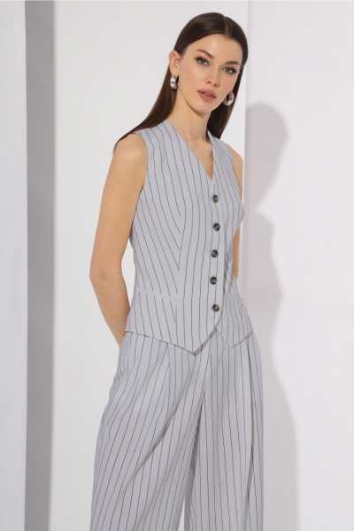 Костюм из текстильных тканей с полосками демисезонный N.O.W. 1275-1 - фото 3