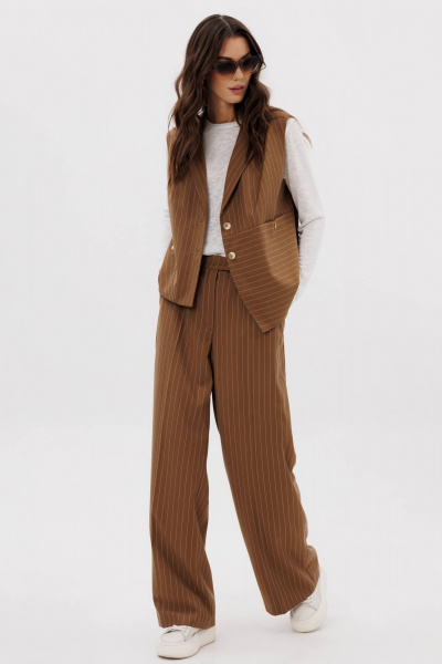 Демисезонные брюки со стрелками и жилет в деловом стиле Fantazia Mod 5046 - фото 1