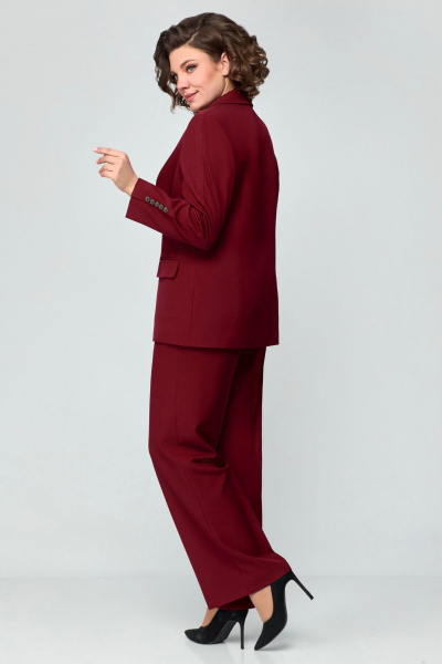 Костюм жилет и брюки из текстиля с декором пуговиц Мишель стиль 1177 бордовый - фото 5