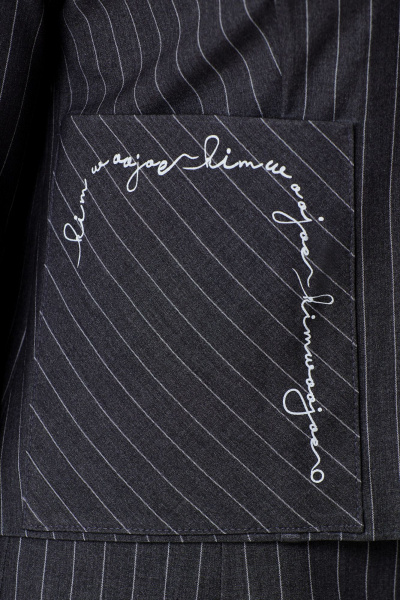 Деловой комплект жакет и юбка из полосатого текстиля Мишель стиль 1215 темно-серый - фото 5