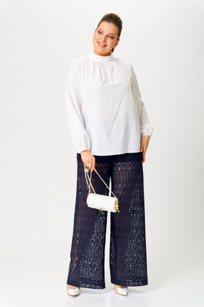 Белая демисезонная блуза с воротником и нагрудными вытачками Надин-Н 2159 - фото 3