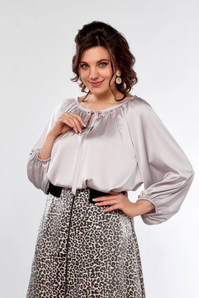 Блуза с сборками и юбка клеш, резинка, демисезон Ольга Стиль С-908 серый+дизайн - фото 6