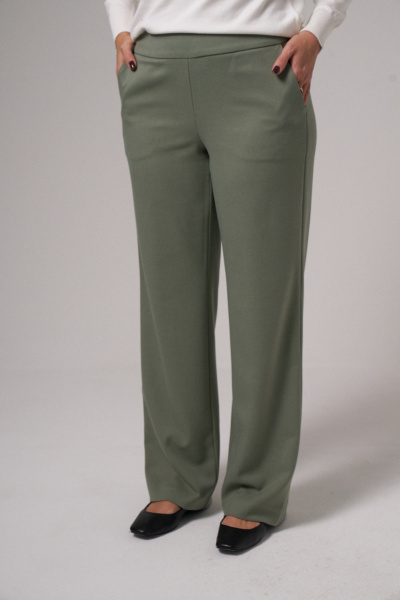 Зеленые классические брюки с прорезными карманами Панда 150363w оливковый - фото 2
