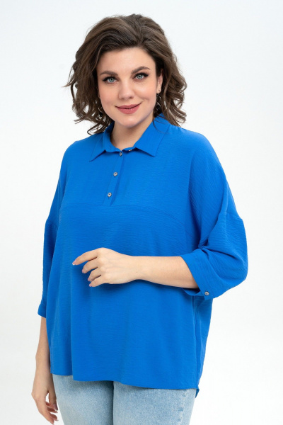 Длинная свободная блуза из текстиля с кокеткой Пинск-Стиль 3076 голубой - фото 4