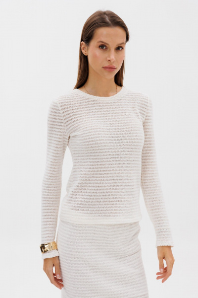 Трикотажный укороченный джемпер в молочном цвете THE NAME 2374 молочный - фото 2