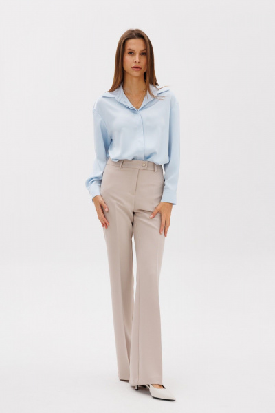 Блуза из атласа в нежно-голубом цвете свободный крой THE NAME 2381 голубой - фото 4