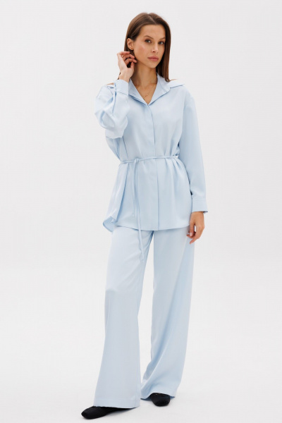 На каждый день комплект брюки и рубашка из атласа THE NAME 2384 голубой - фото 1
