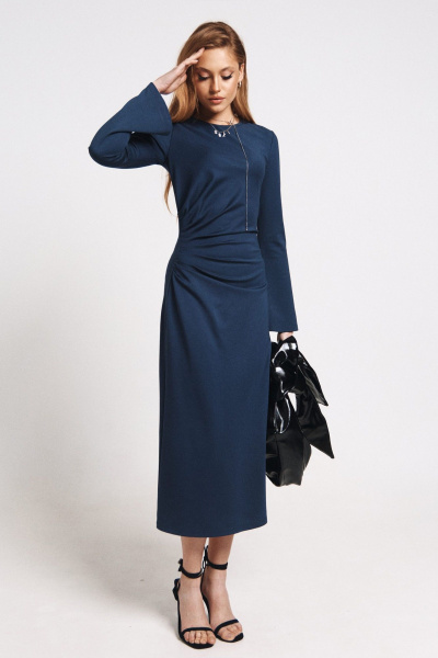 Платье из эластичного текстиля с сборкой по талии MilMil 1167-2 синее - фото 6