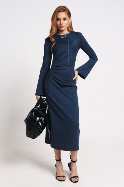 Платье из эластичного текстиля с сборкой по талии MilMil 1167-2 синее - фото 3