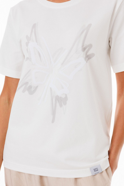 Футболка молочного цвета с принтами из хлопка Kivviwear 4039.03 - фото 5