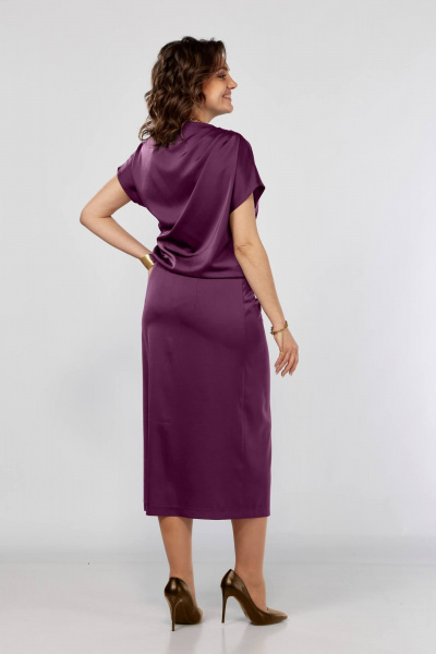 Шикарное фиолетовое платье с разрезом и ассиметричным кроем Ольга Стиль С-902 баклажан - фото 3